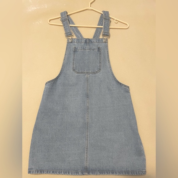 Forever 21 Oversized Overall Dress - Picture 1 of 3